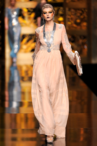 Vestido largo canesu bordado Christian Dior